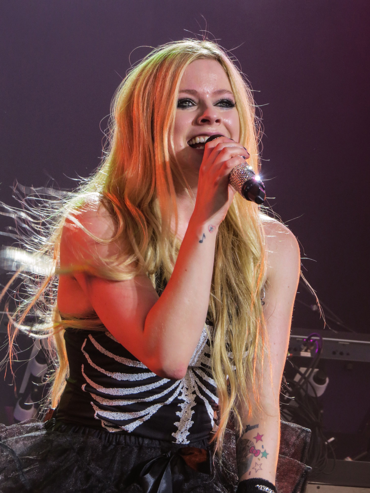 Avril Lavigne - June 5, 2014 - The Woodlands, TX
